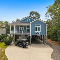 The Crabby Buffalo𓇼Golf Cart+Outdoor Oasis+Cozy