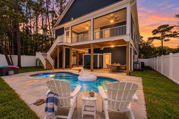Chasing SunsetsđźPrivate Pool+Luxury+Coastal Oasis - Image 1