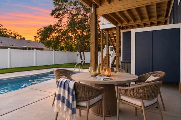 Chasing SunsetsđźPrivate Pool+Luxury+Coastal Oasis - Image 2