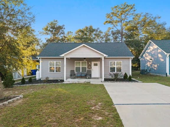 Cousins Cove 𓇼 Scenic Walkover+Hot Tub+Fire Pit